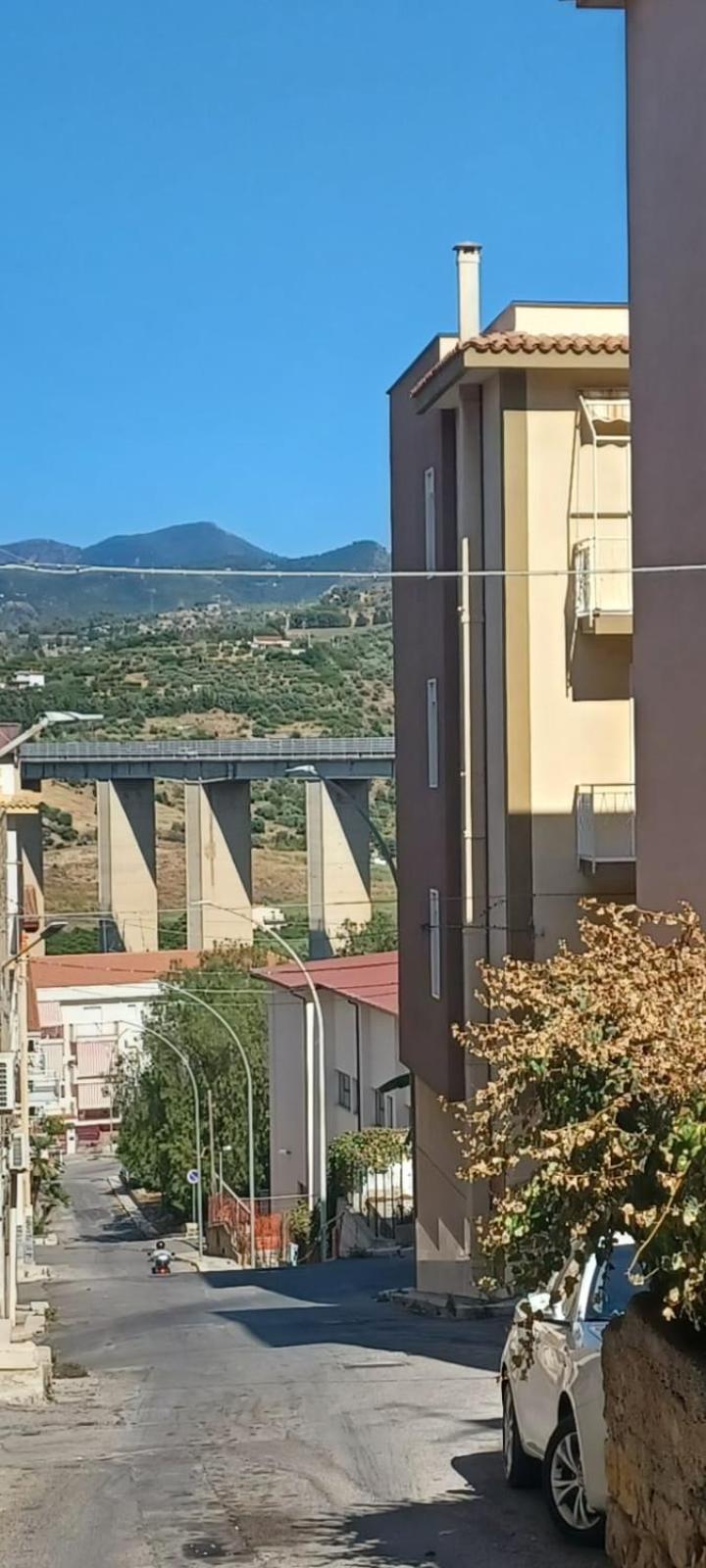 Holiday Homes Campofelice Di Roccella Dış mekan fotoğraf
